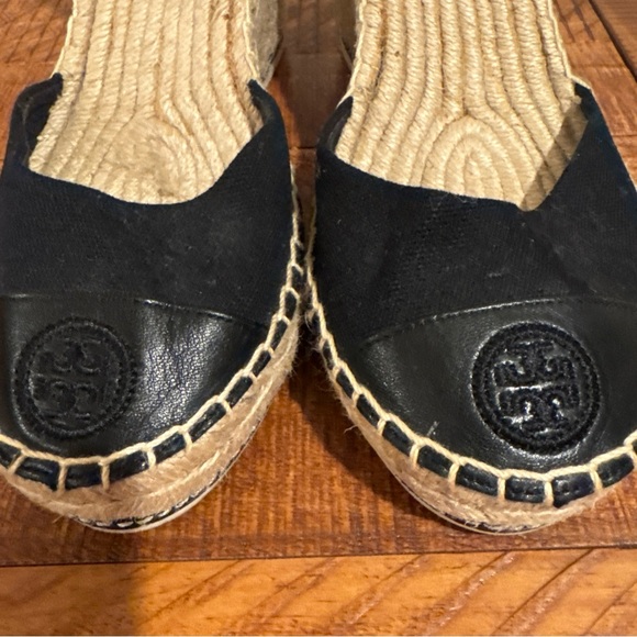 Tory Burch Black Espadrille Wedge Sandals Size 7.5 NWOB - Picture 3 of 8